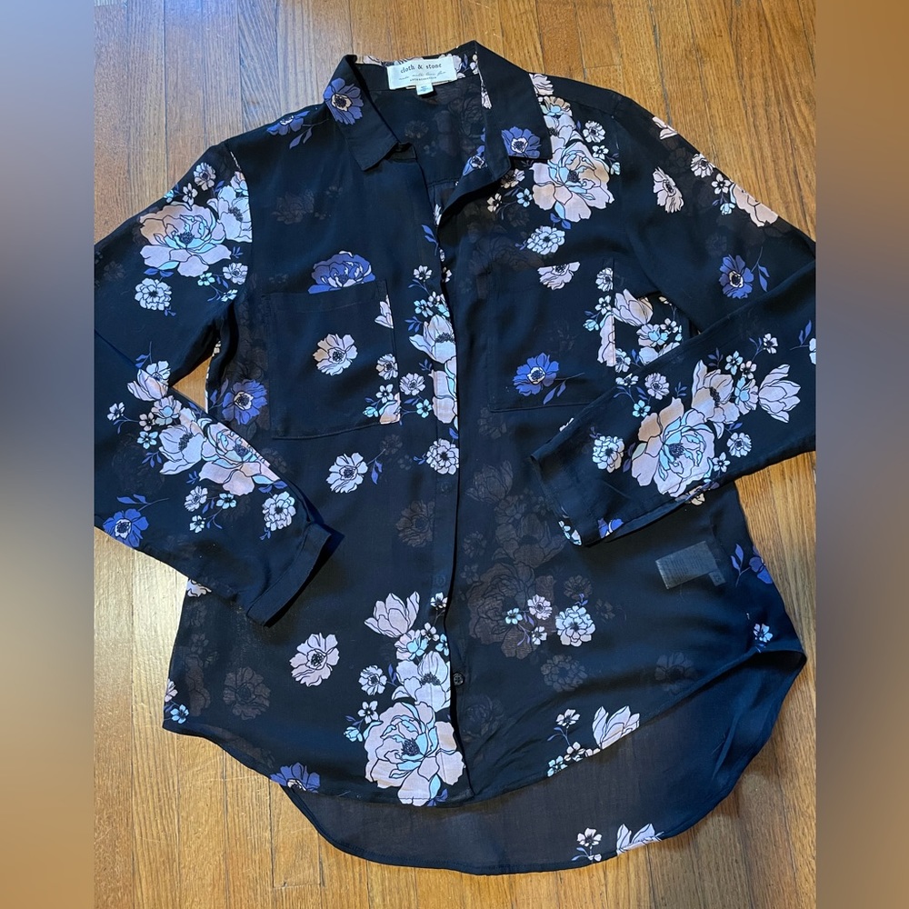 Sheer floral Cloth & Stone blouse